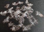 Бели самозалепващи цветя